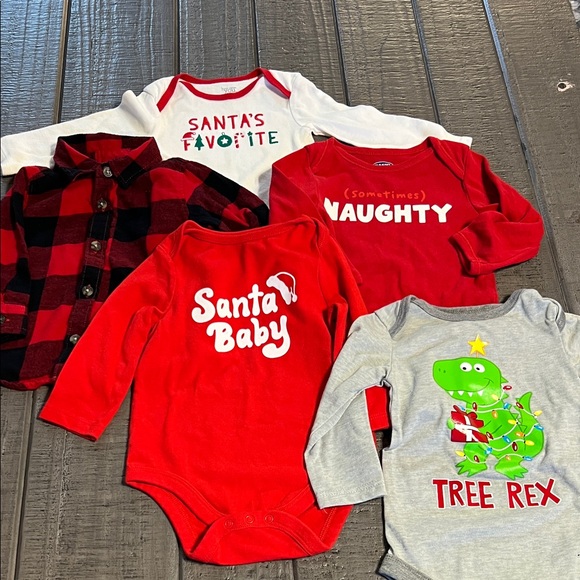 Festive Baby Onesies & Shirt. Christmas theme. 5 Pc Bundle Size 6 months - Picture 1 of 11